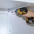 Pisla 734 valkoinen hyllynkannatin - Hyllykiskot, hyllykannattimet ja putket - 6414671020320 - 3