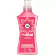 Method pink freesia huuhteluaine 1,575l pinkki design pullo edestä kuvattuna - Huuhteluaineet ja pyykkietikat - 0817939018170 - 1