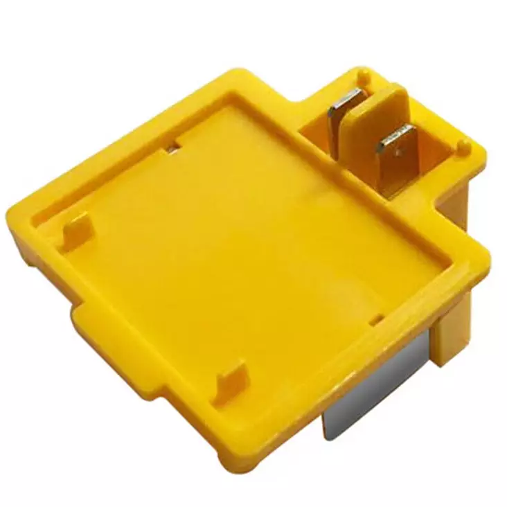 Akkuadapteri Makita 18V akuille - Akut ja akkulaturit - 6419774008190 - 1