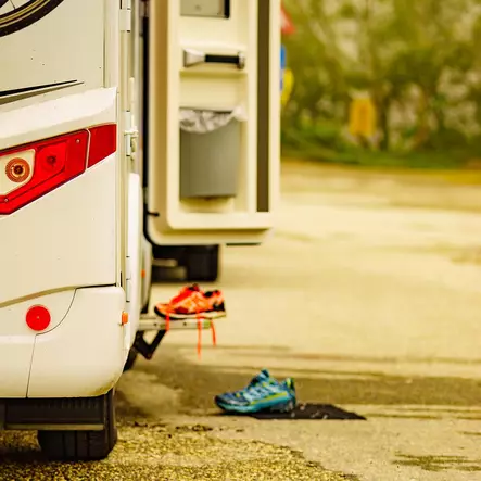 Asuntoauto askelma vaihto - Caravan porrasjakkarat ja säätötyökalut - 6438471300161 - 2