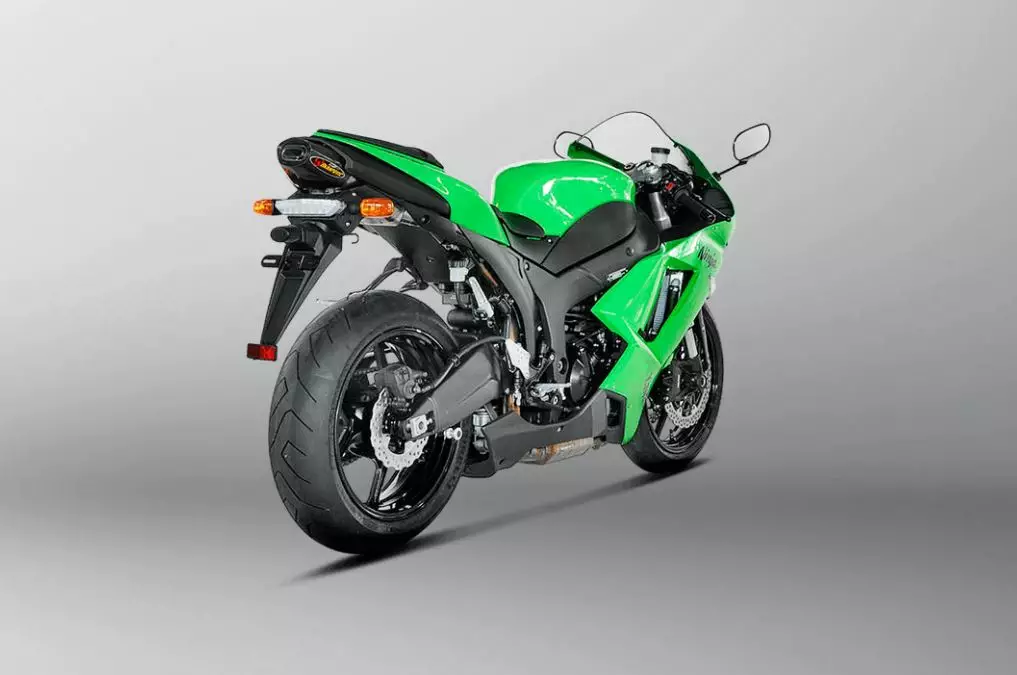 Moottoripyörän äänenvaimennin Akrapovic Slip-On ZX-6R 07-08