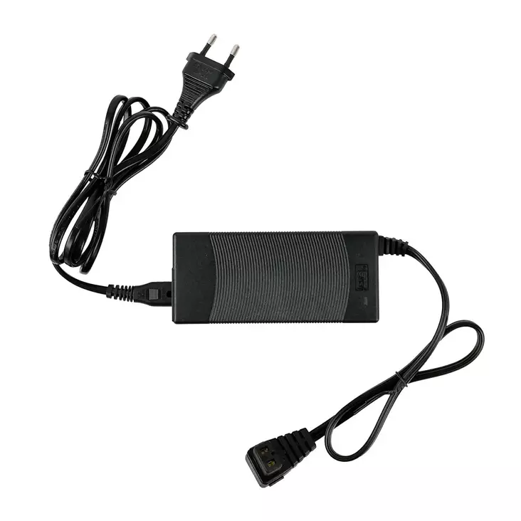 jääkaapin muuntaja adapteri 12v - Diesellämmittimen varaosat ja tarvikkeet - 6438471004731 - 1