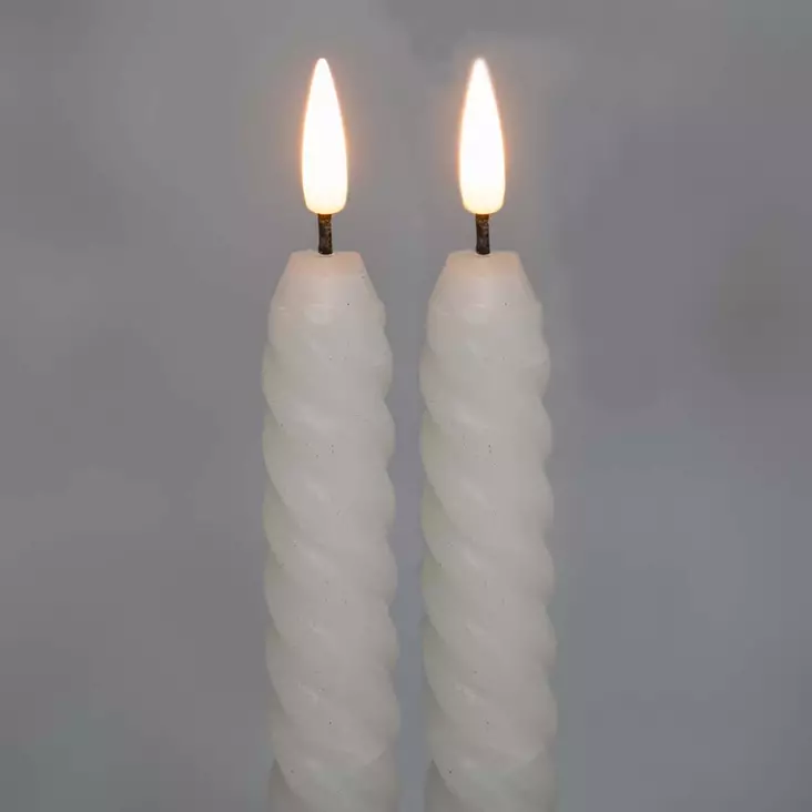 led kynttilä 3D liekillä - Led-kynttilät - 6410416213231 - 1