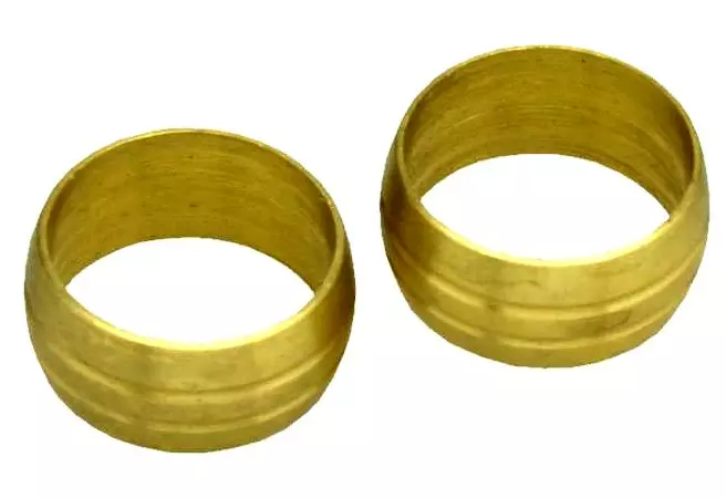PUSERRUSKAKSOISKARTIO 8mm 2kpl - Putken mutterit, pusertimet ja holkit - 6413820158051 - 2