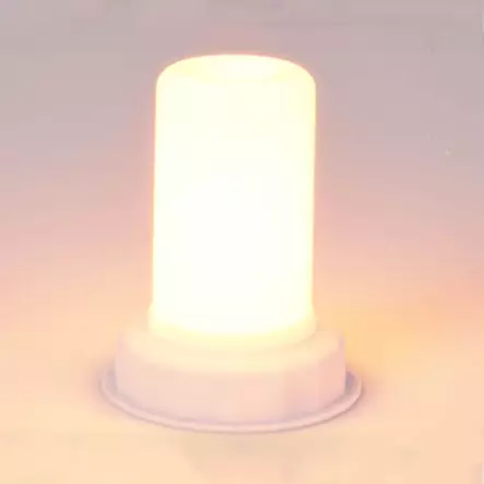 Kynttilä led liekillä - Led-kynttilät - 8721037714082 - 2