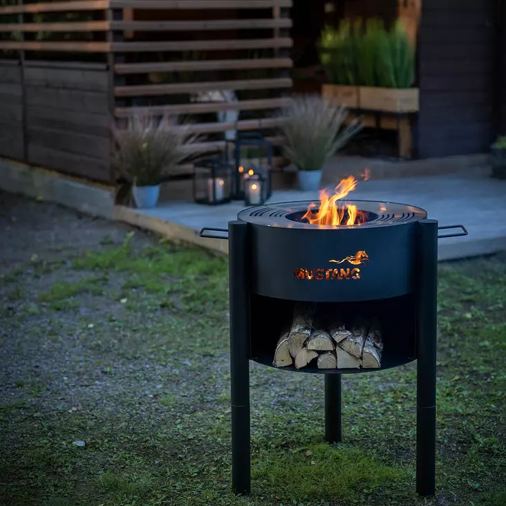 Mustang grilli kotakeittiö - Nuotiogrillit ja makkaratikut - 6410416131412 - 1