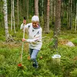Pitkävartinen marjanpoimuri marjukka - Marjastustarvikkeet ja mehustimet - 6410416228983 - 2