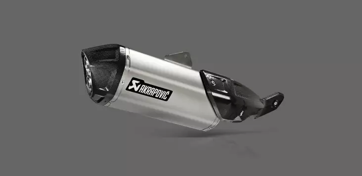 Pakoputkisto Akrapovic Slip-On V-STROM 1050XT 20- - Moottoripyörän äänenvaimentimet - 3831126422943 - 2