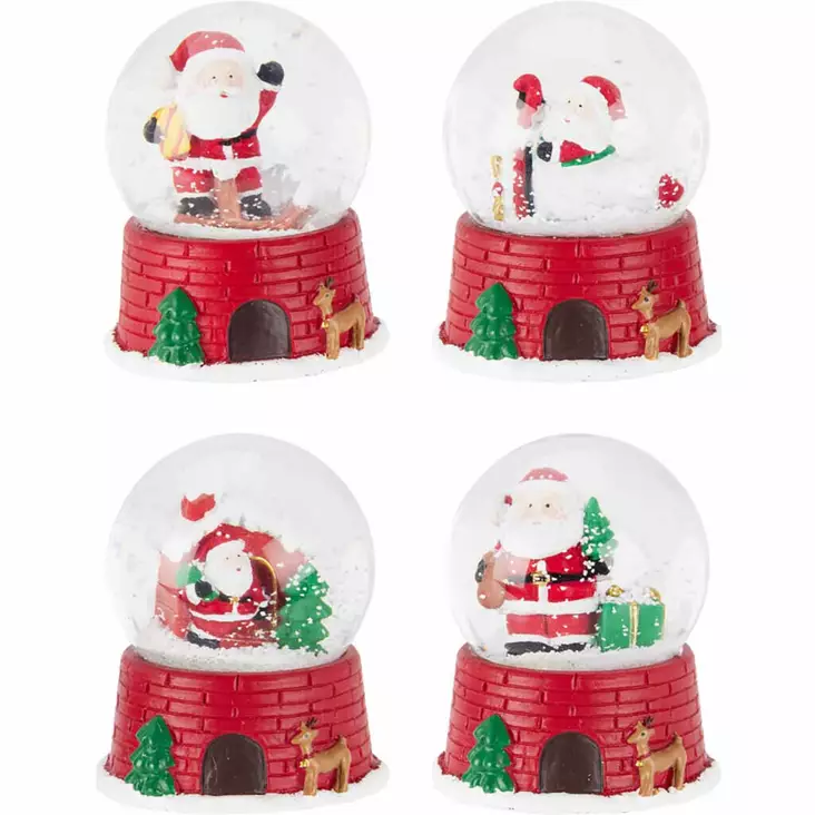 Lumisadepallo 85 mm, jossa joulupukki ja kuusi talvisessa maisemassa - Joulukoristeet - 8721037547154 - 1