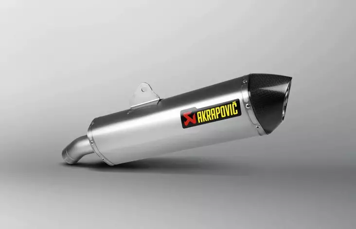 Moottoripyörän äänenvaimennin Akrapovic Slip-On F800 - Moottoripyörän äänenvaimentimet - 3831113504034 - 2