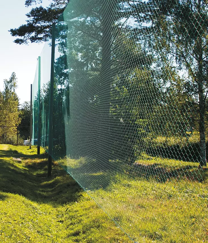 Urheiluverkko 4,4x8,4m suojaverkko 37m2 - Maalit, maaliverkot ja taustaverkot - 8854445479684 - 1