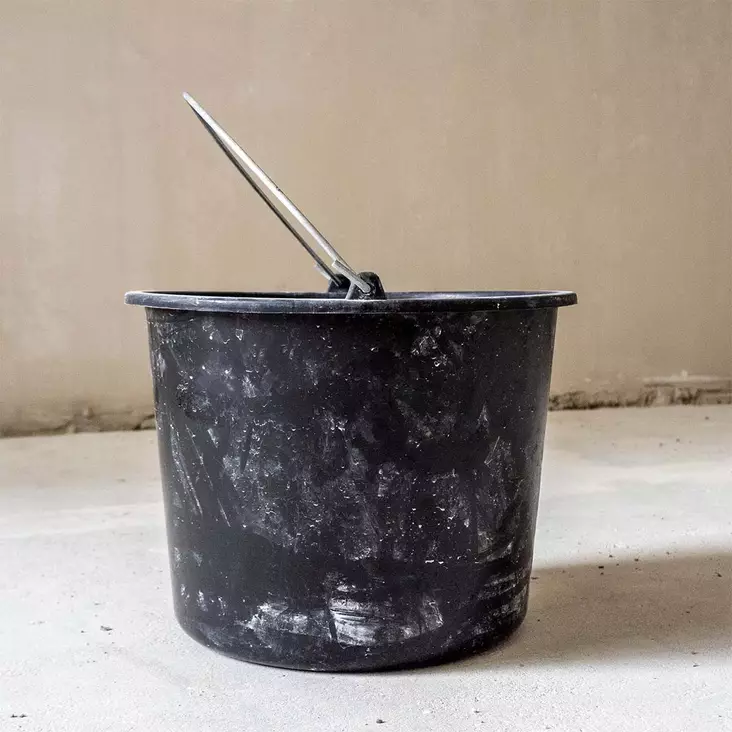 Musta rakennussanko 12 l netistä - Ämpärit - 6438152041345 - 1