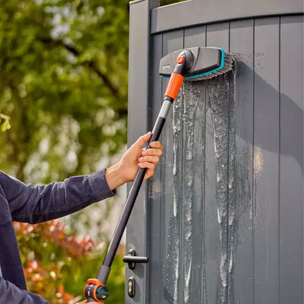 Gardena pesuharja herkille pinnoille liitettynä varteen - Katuharjat ja pihaharjat - 4078500064576 - 2