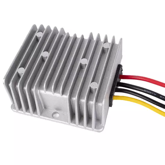 Jännitemuunnin 24v 10a - Caravan 12V sähkösennustarvikkeet - 4043729147966 - 1