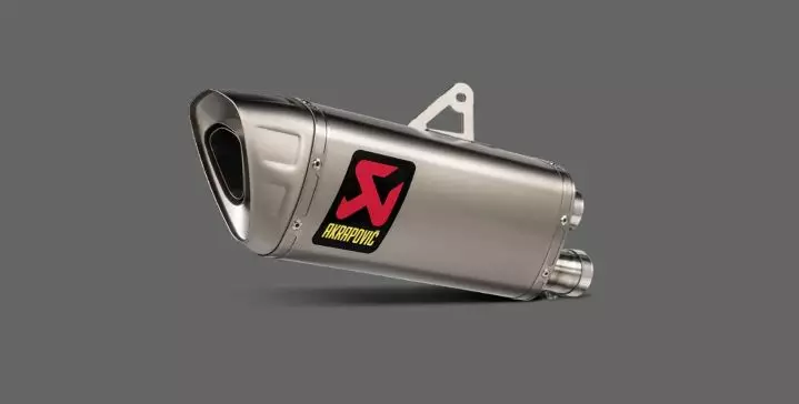 Moottoripyörän äänenvaimennin Akrapovic Slip-On Ti Speed Triple 1200RS/RR - Moottoripyörän äänenvaimentimet - 3831126418236 - 2