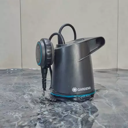 Uppopumppu kirkkaan veden poistoon kellarista tai säiliöstä - Uppopumput ja -letkut - 4066407021587 - 2