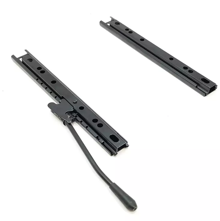 penkin liukukiskot - Työkoneistuimet ja turvavyöt - 6438471026467 - 1