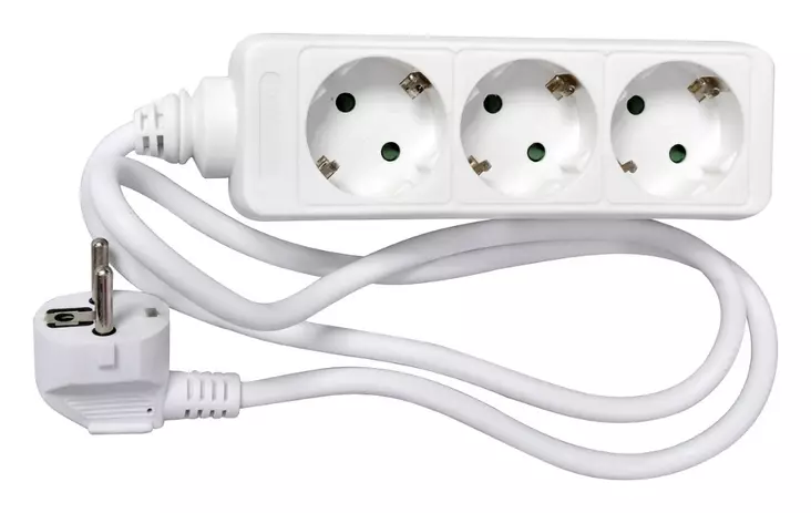 Jatkojohto 3-osainen 1,5m lapsiturvalla - Jatkojohdot sisäkäyttöön 230V - 6438140233158 - 1