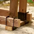 Metalliset kulmaraudat polttopuutelineen rakentamiseen - Puunkantotelineet ja takkavälineet - 6438152050699 - 2
