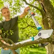 Teleskooppivarrelliset raivaussakset käytössä puutarhassa - Puutarhasakset ja pensassakset - 4066407504899 - 3