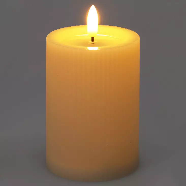 Led kynttilä ivory 7x10 cm valkoinen - Led-kynttilät - 8721037220699 - 1
